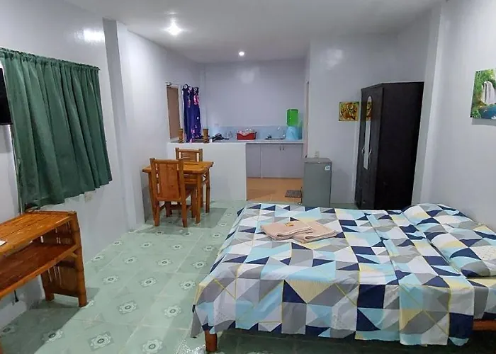 Genna's Tourist Guest house Santa Fe (Cebu)