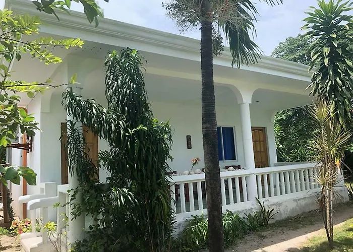 Genna's Tourist 3* Santa Fe (Cebu)